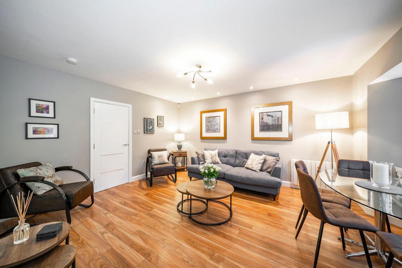 The Pines - Luxury 3-Bed Apartment Near Golf & Spa, Gleneagles, Auchterarder Buitenkant foto